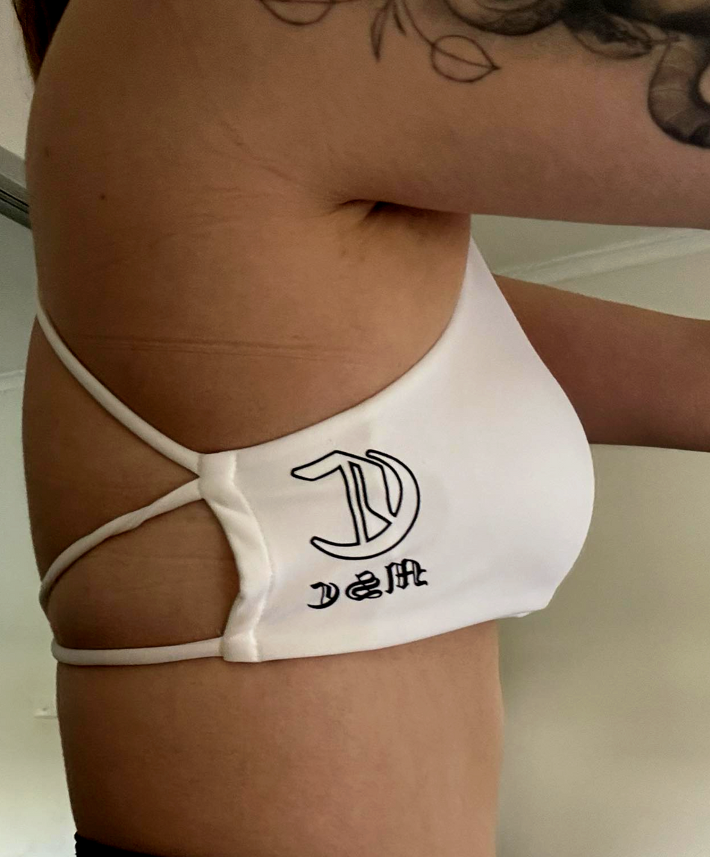 INFINITY crossover bra