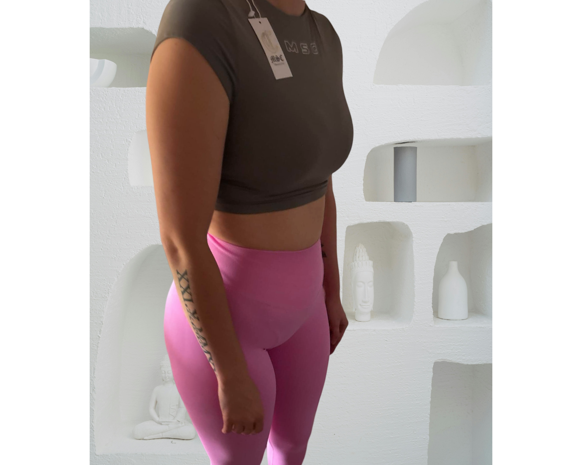 BELLA crop baby T (Pebble)