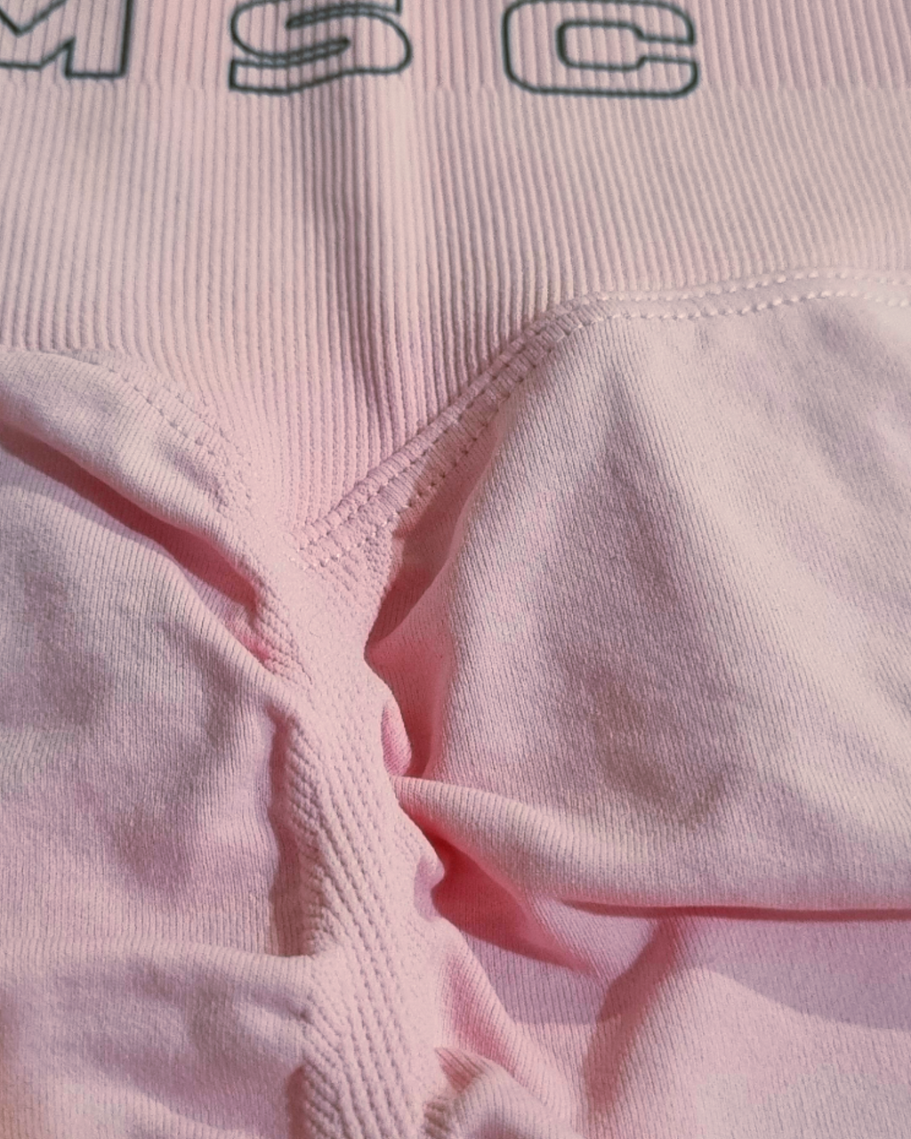 MSC IMIRI CORE sculpt shorts. (Pastel pink)