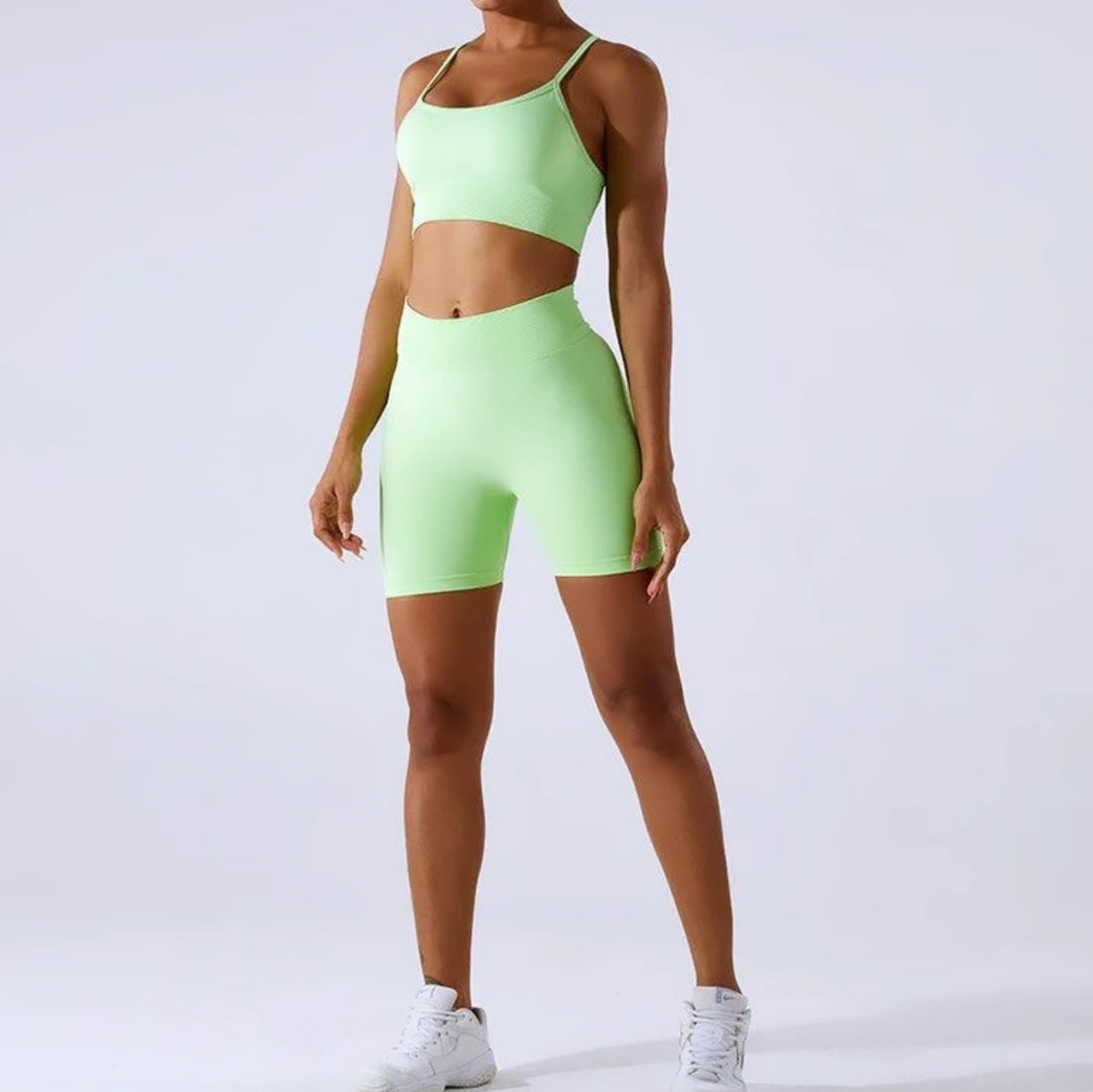 AMANI Contour shorts  (lime green)